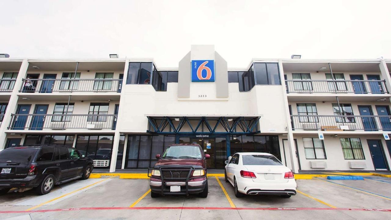 Motel 6 Houston, Tx - Medical Center - Nrg Stadium Buitenkant foto