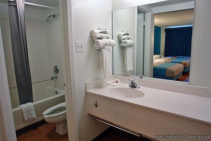 Motel 6 Houston, Tx - Medical Center - Nrg Stadium Buitenkant foto