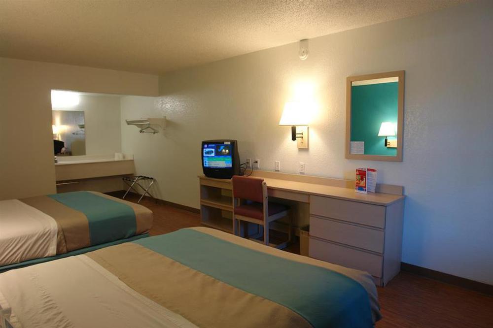 Motel 6 Houston, Tx - Medical Center - Nrg Stadium Voorzieningen foto