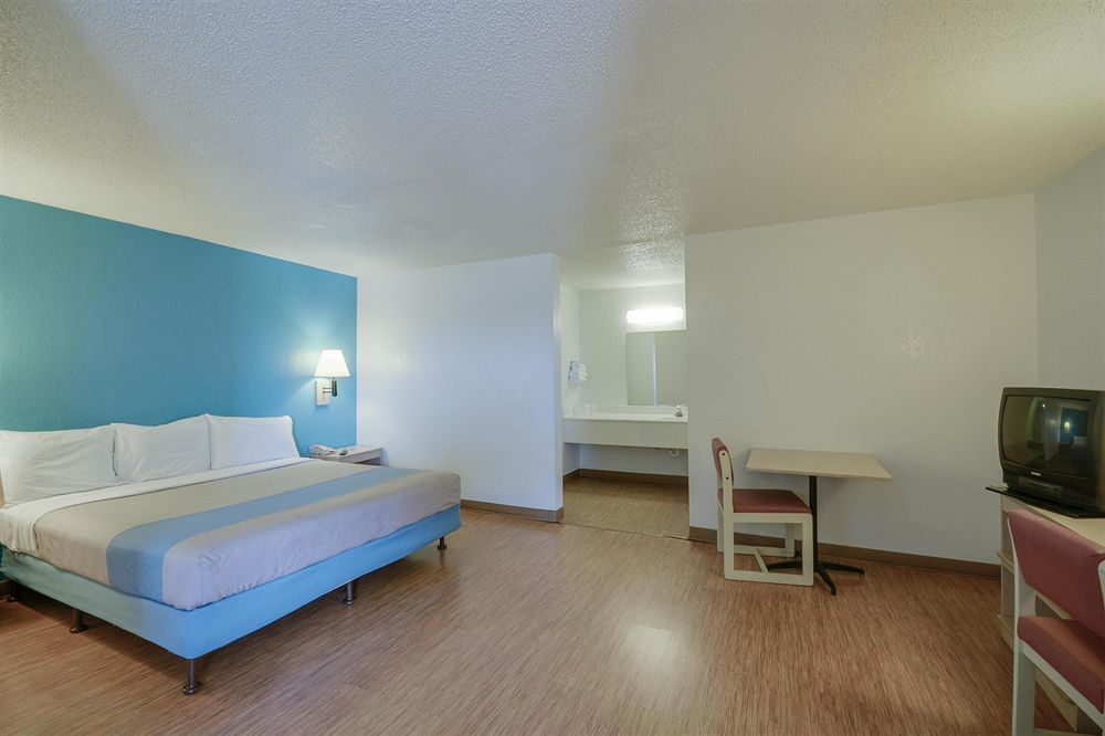 Motel 6 Houston, Tx - Medical Center - Nrg Stadium Buitenkant foto